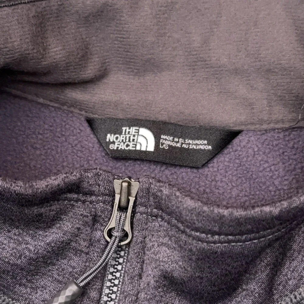 The North Face Skyline 1/2 Zip Fleece Men's Large Gray Mock Neck Embroidered‎